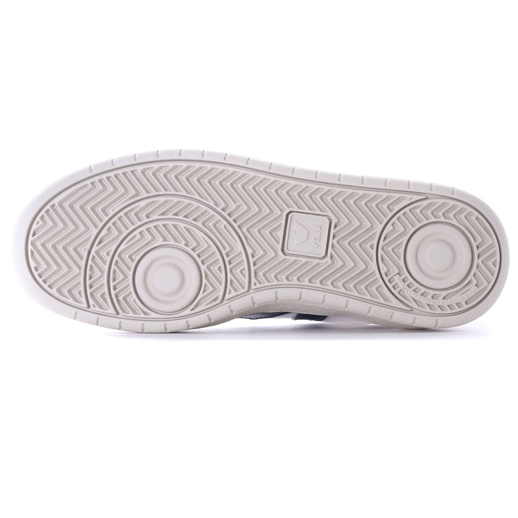 White Mesh Sneakers G264