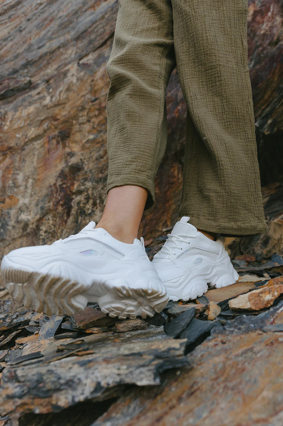 Platform Sneakers O461
