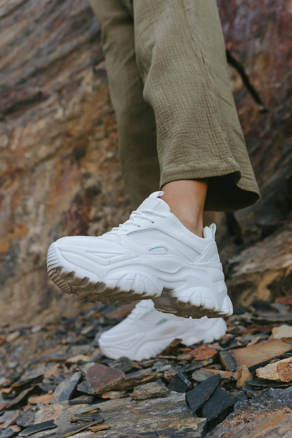 Platform Sneakers O461
