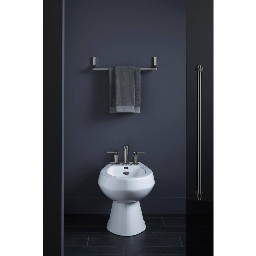 White Vertical Spray Bidet W45780