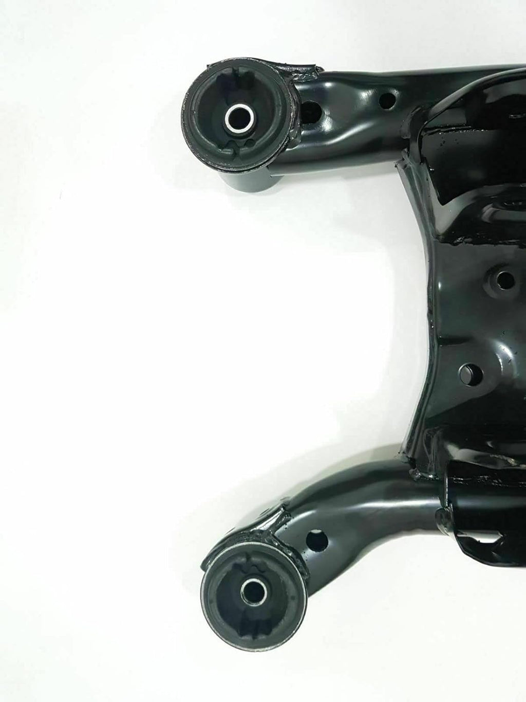 Rear Subframe Axle Crossmember for Hyundai Tucson Kia Sportage 4WD Z4789