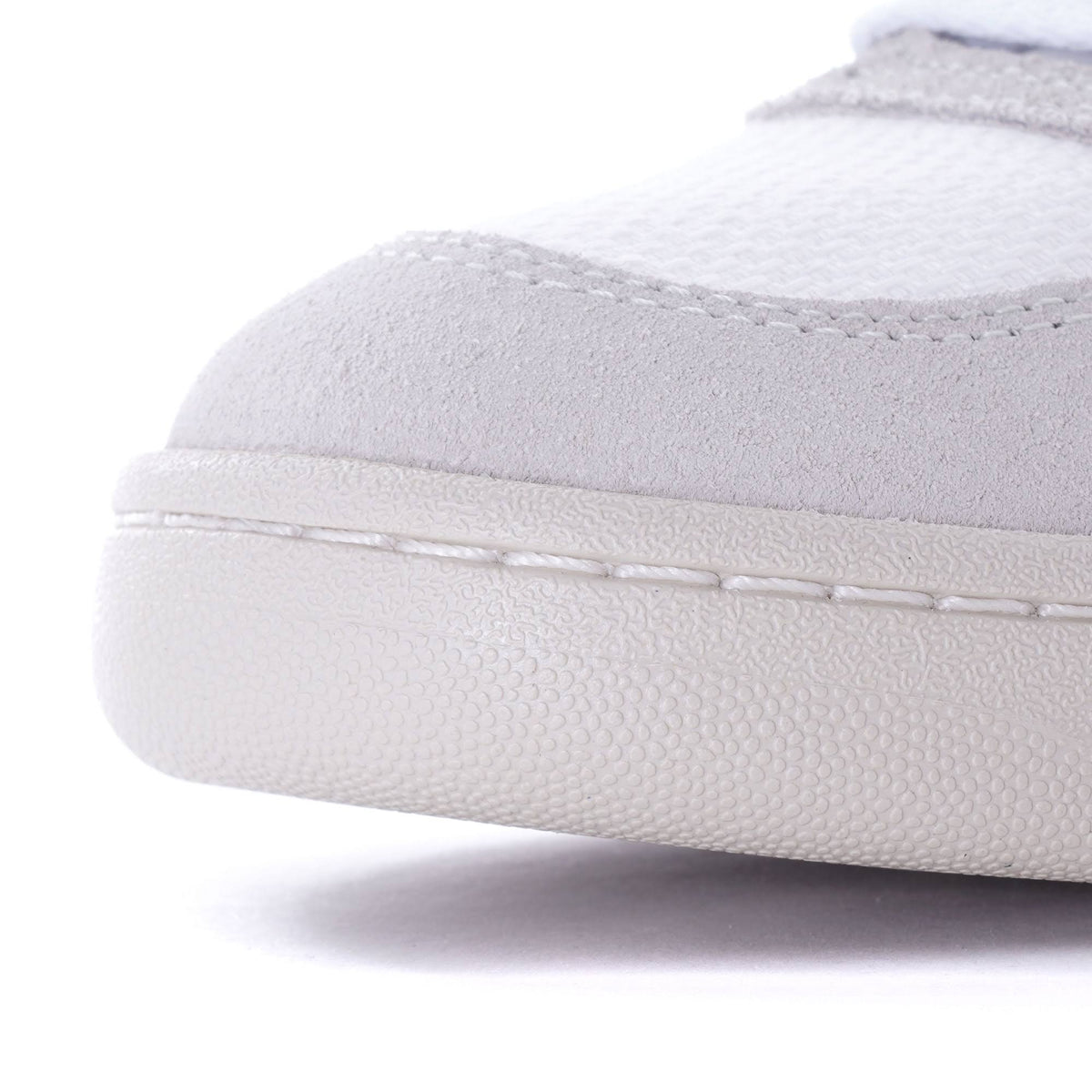 White Mesh Sneakers G264