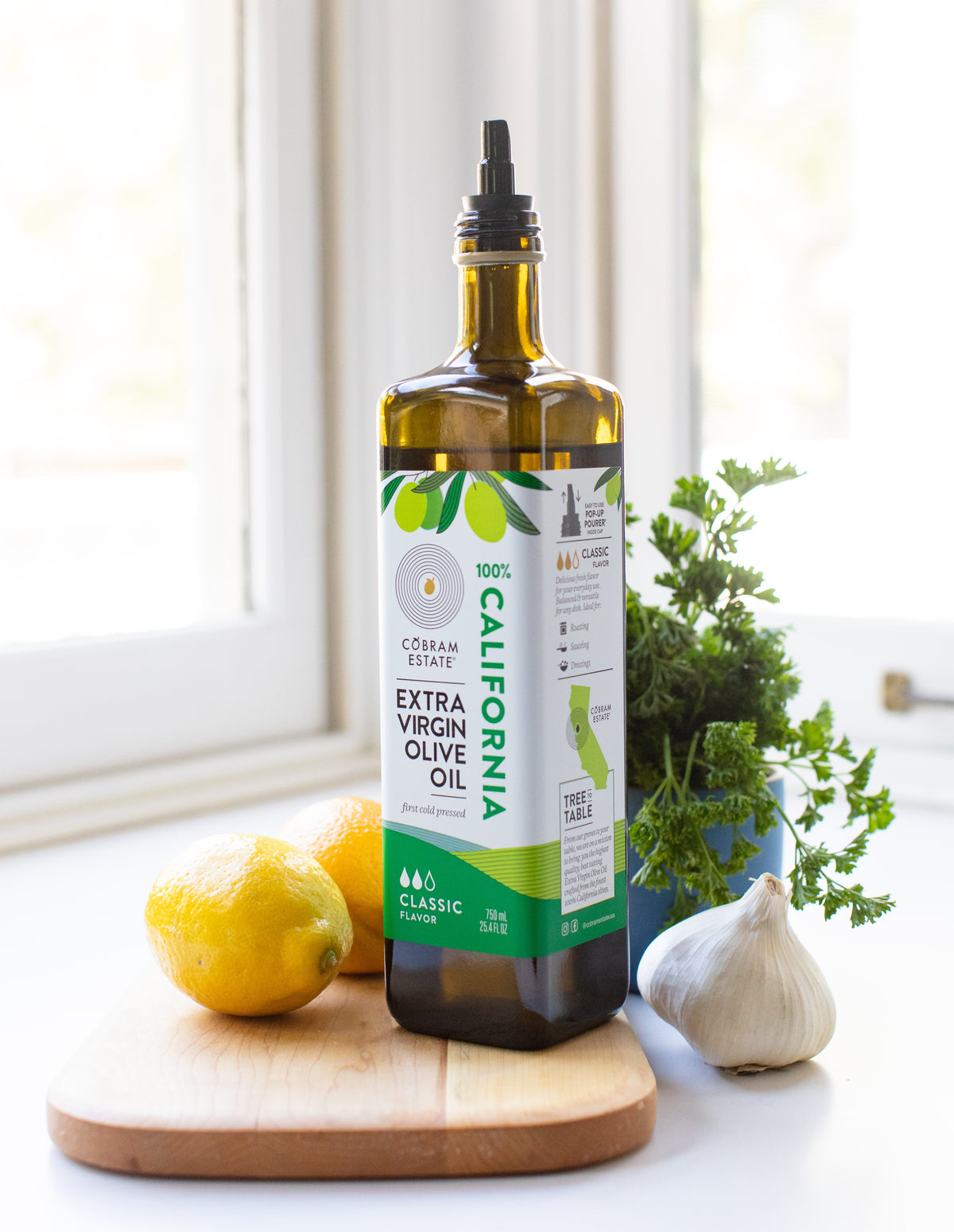 100% California Extra Virgin Olive Oil, 25.4 fl oz Glass Bottle U40875