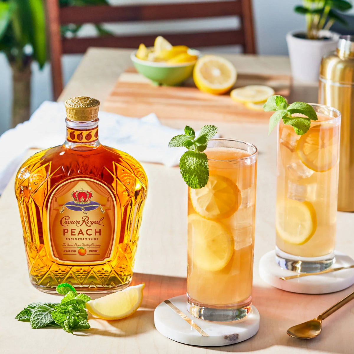 Peach Flavored Whisky 750 mL S48428