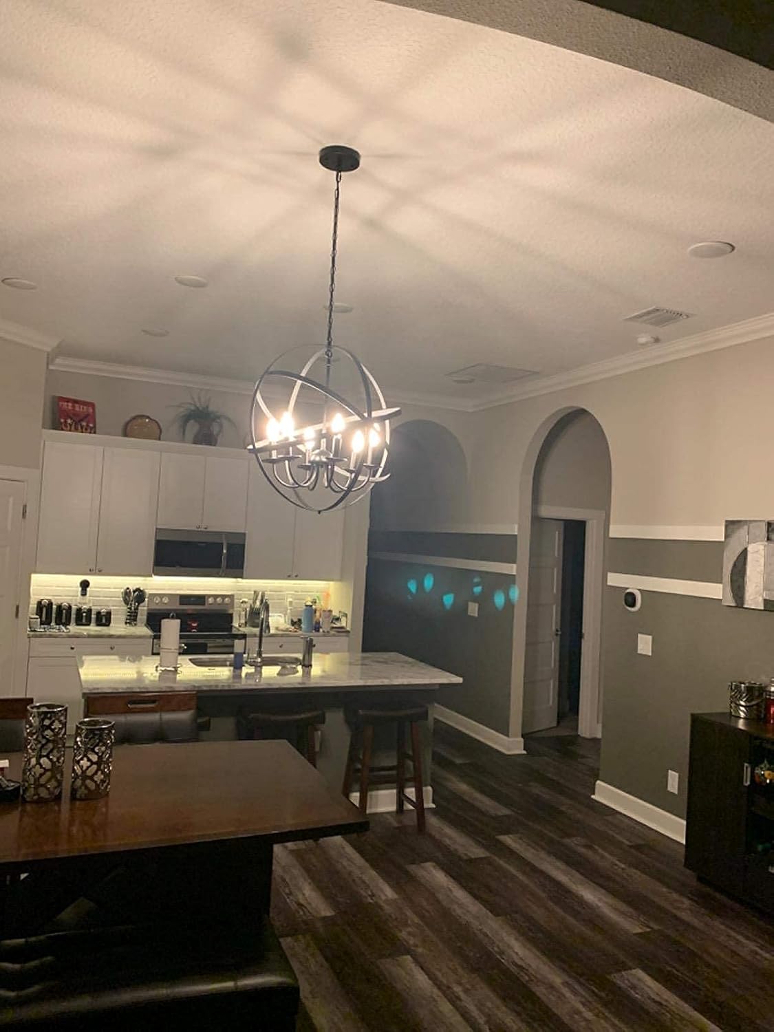Black 6-Light Farmhouse Chandelier with Spherical Shade Q22738