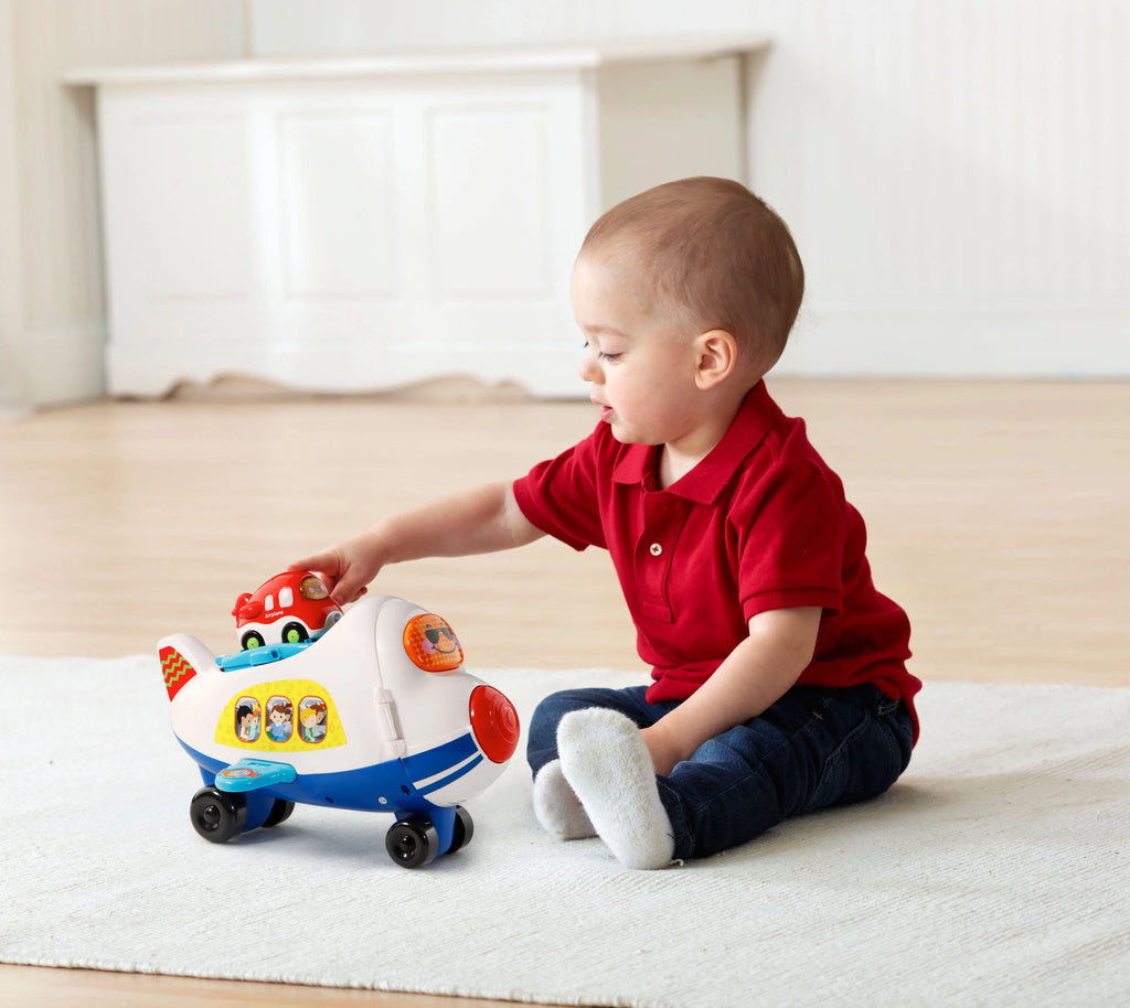 Go! Go! Smart Wheels Racing Runway Airplane with Toy Vehicle Z618633