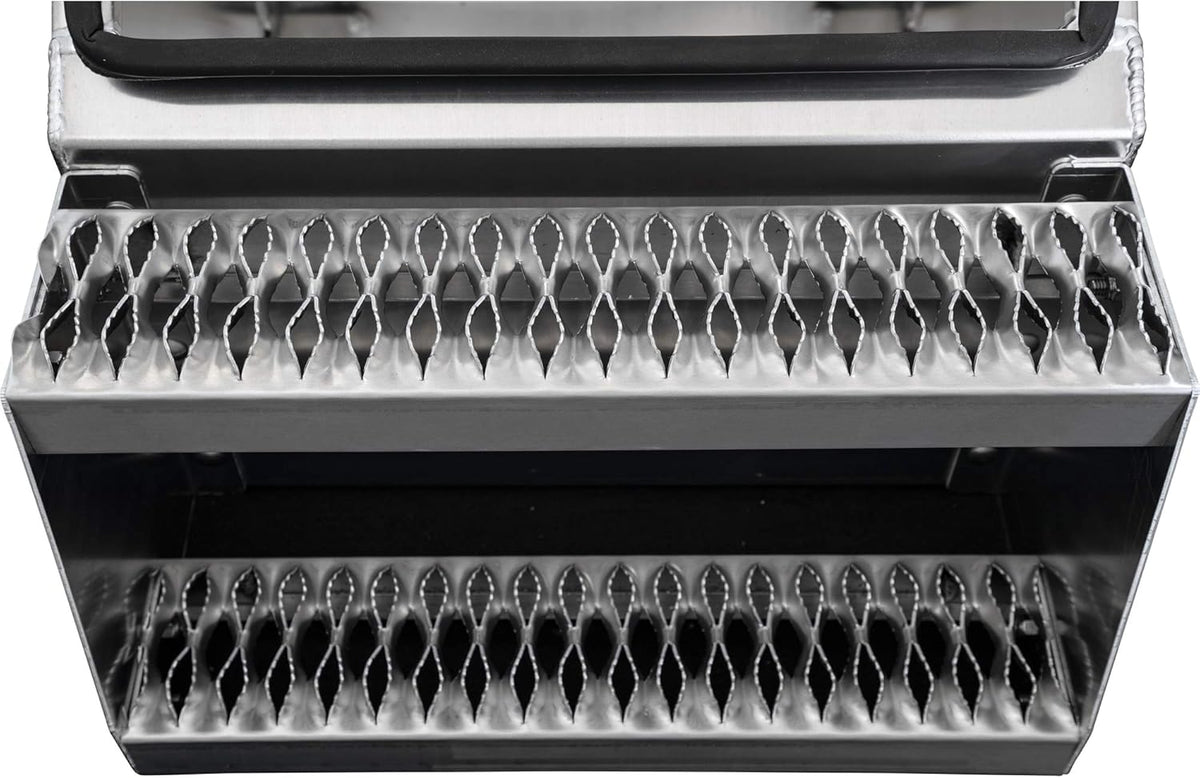 22 Inch Wide Class 8 Step Box H5646