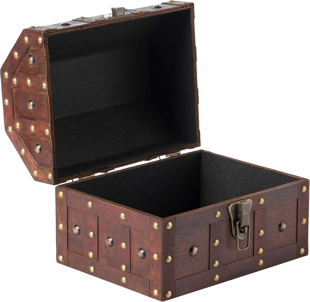 Vintage Pirate Chest W560517